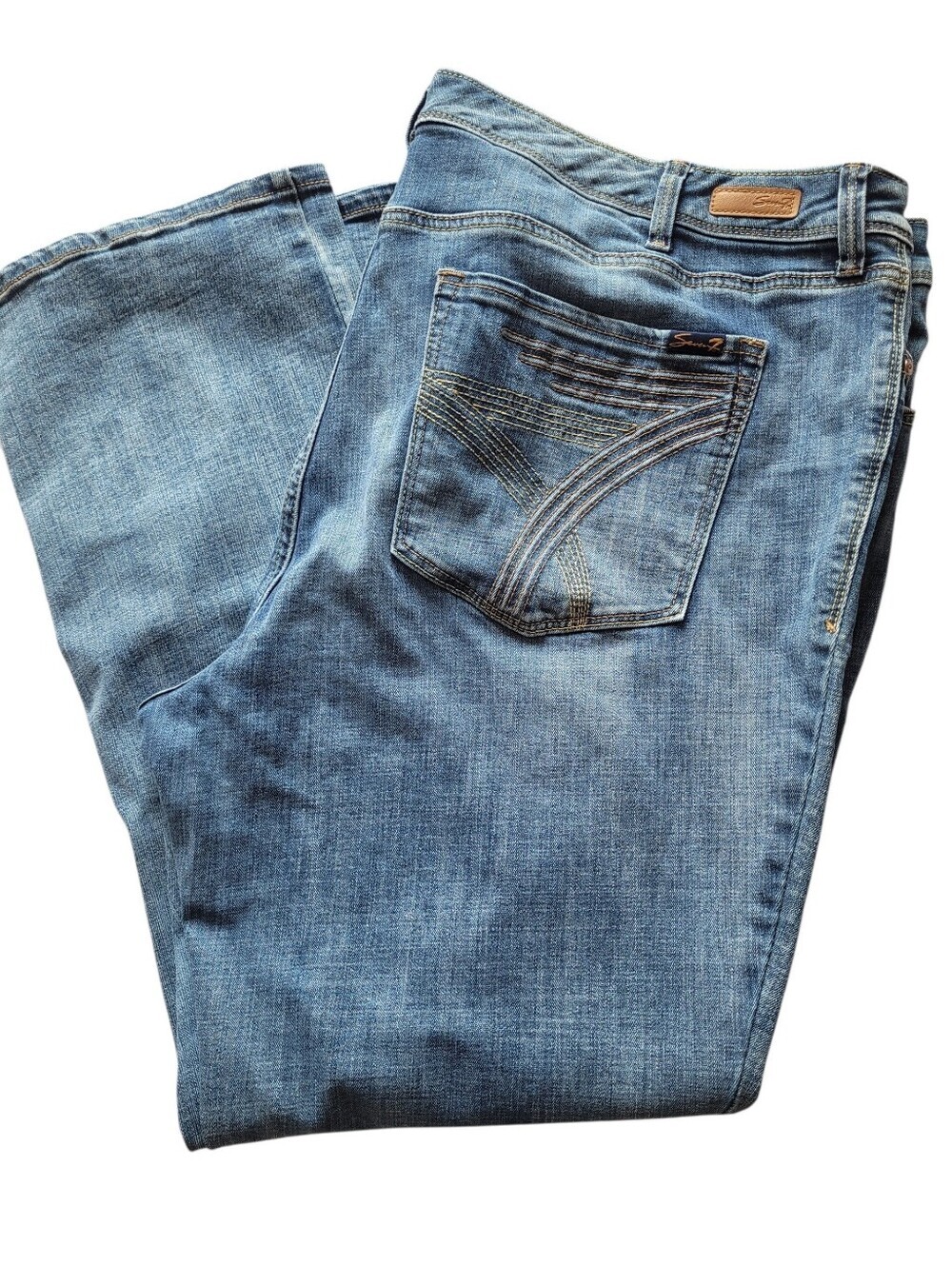 Seven7 Boot cut Light Wash Wmns 24 Plus Sz Jeans Heavily Embroidered Pockets